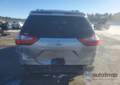 2015 Toyota Sienna Le z USA, uszkodzony, nr VIN 5TDKK3DC9FS626631